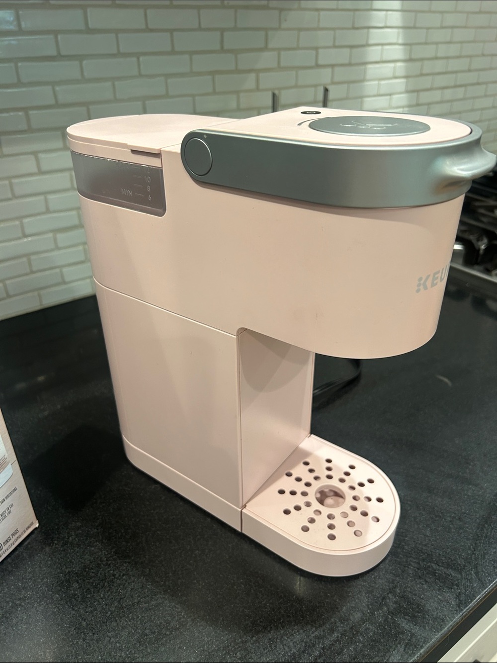 Keurig K-Mini Single Serve Coffee Maker in Pink - Picture 4 of 6